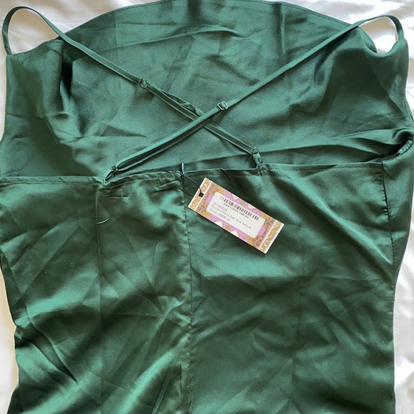 Emerald Satin Cowl Neck Dress - Picture 3 of 6